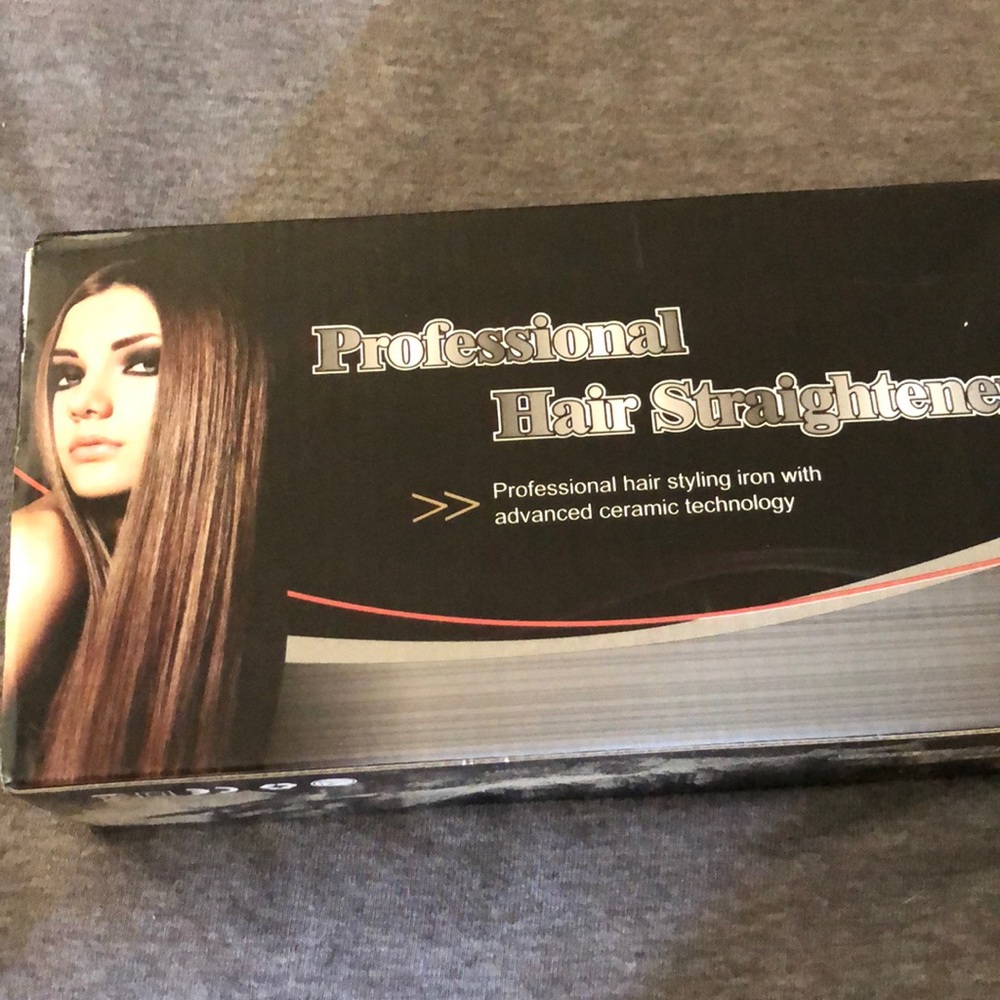 Style TYME hair straightener